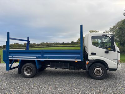 2012 Hino 300