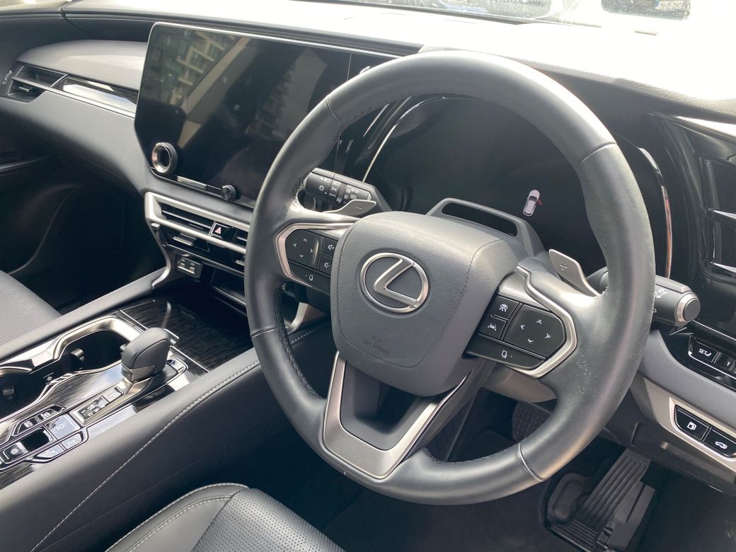 2025 Lexus RX450h+