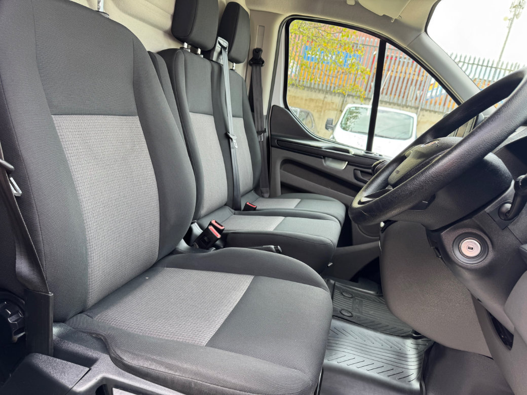 2022 Ford Transit Custom