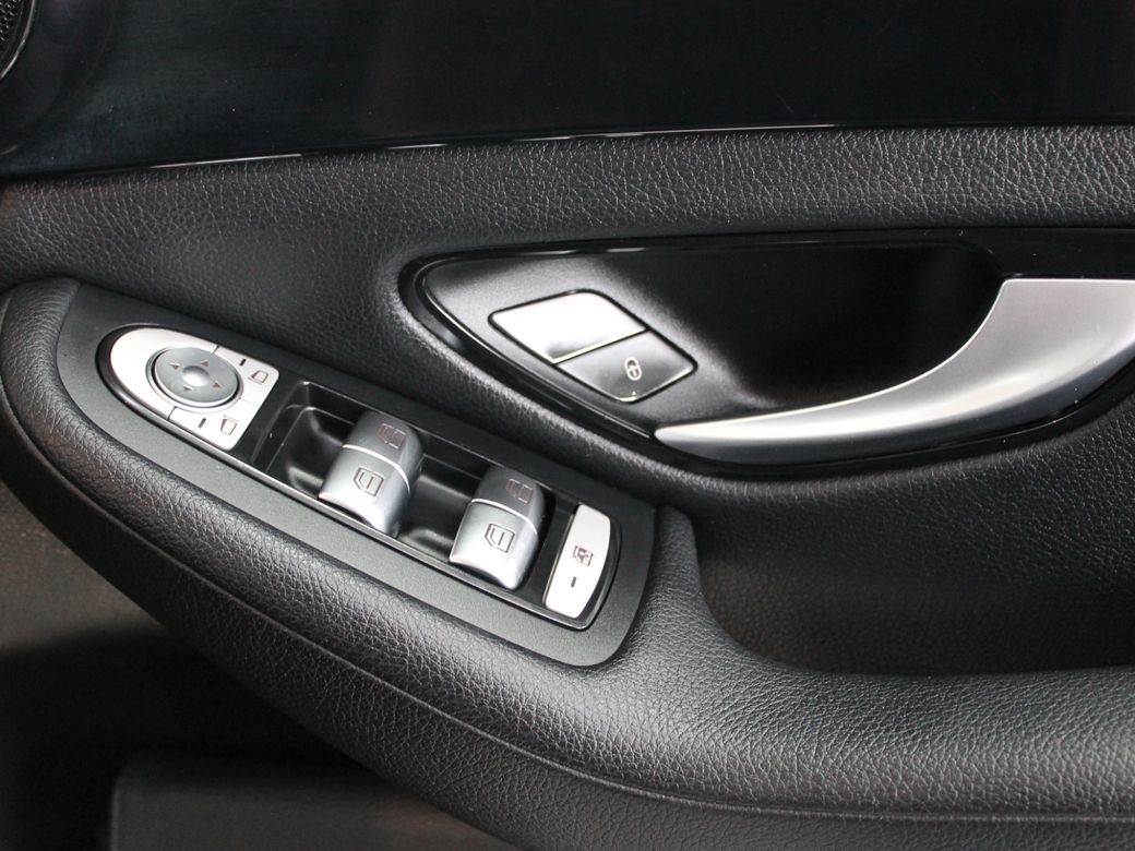 2018 Mercedes-Benz C Class