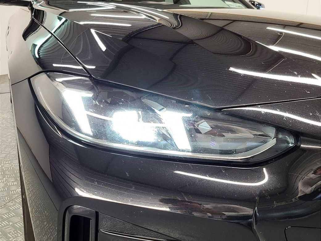 2025 BMW i4