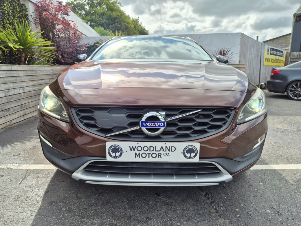 2017 Volvo V60 Cross Country