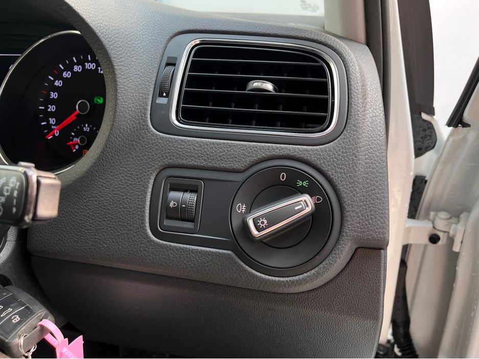 2016 Volkswagen Polo