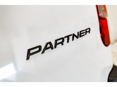 2025 Peugeot Partner