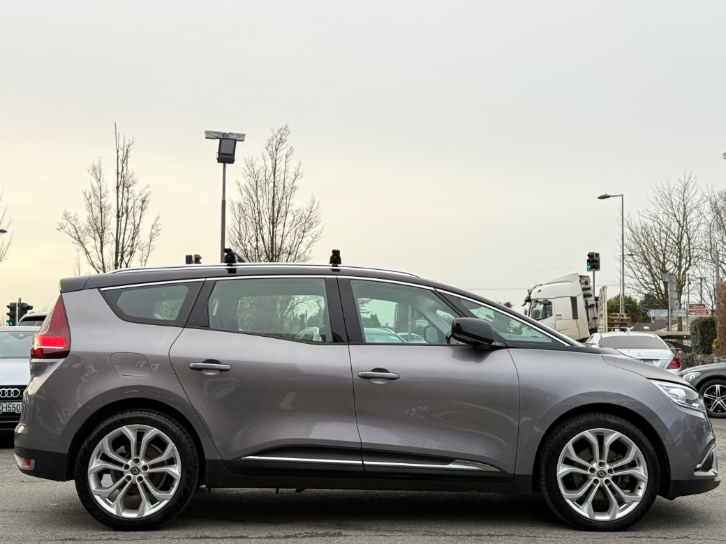 2020 Renault Grand Scenic