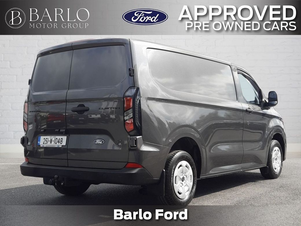 2025 Ford Transit Custom