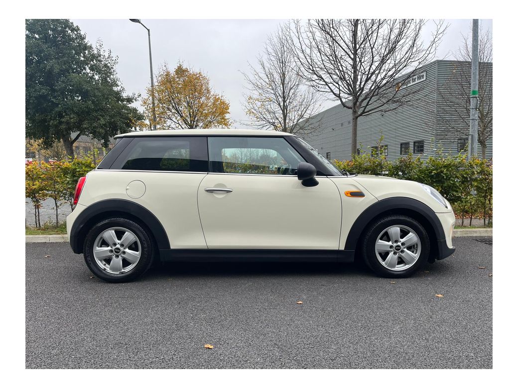 2015 Mini Hatch