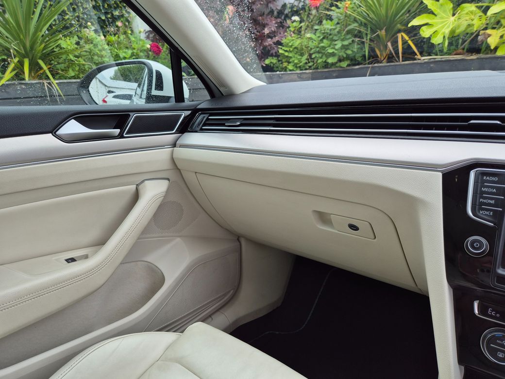 2017 Volkswagen Passat