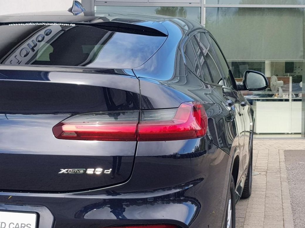 2021 BMW X4