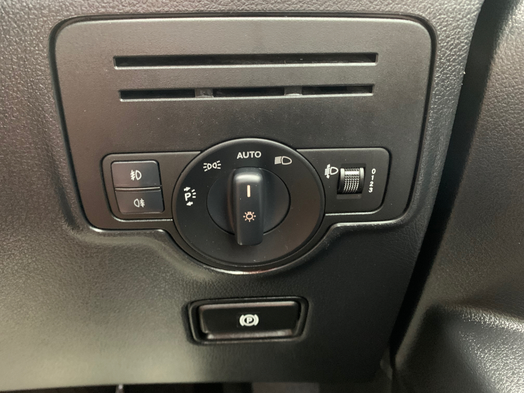 2023 Mercedes-Benz Vito