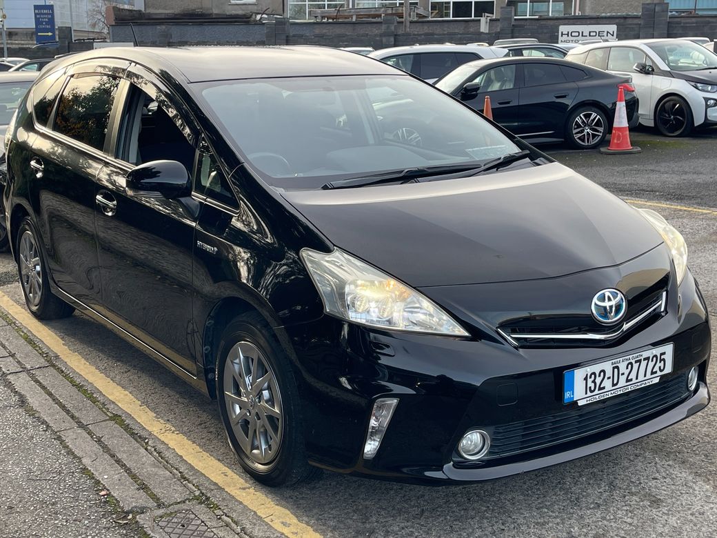 2013 Toyota Prius Alpha