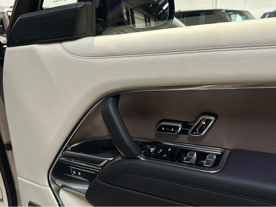 2025 Land Rover Range Rover