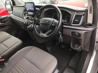 2022 Ford Tourneo