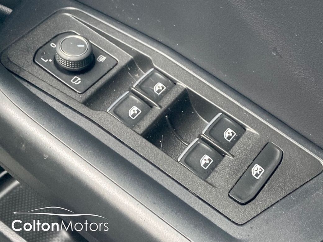 2025 Volkswagen T-Roc