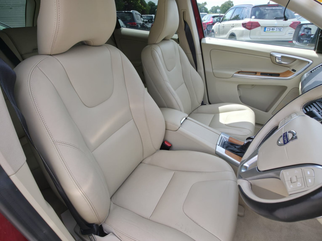2017 Volvo XC60