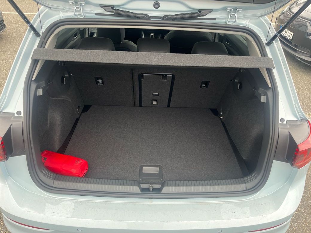 2025 Volkswagen Golf