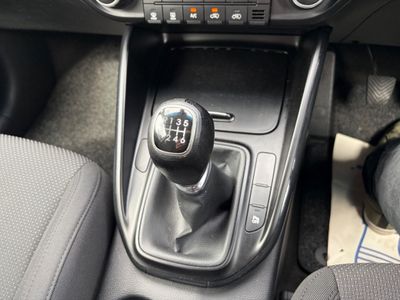 2016 Kia Carens