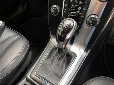 2016 Volvo V40