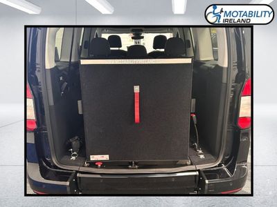 2025 Ford Tourneo