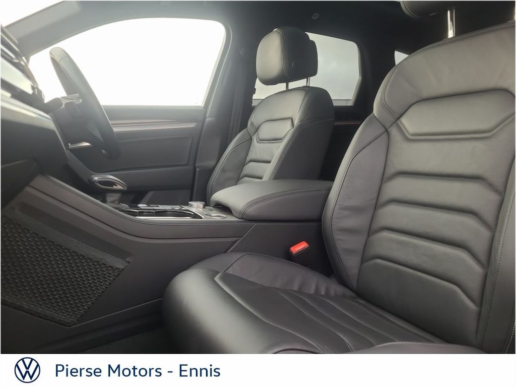 2023 Volkswagen Touareg