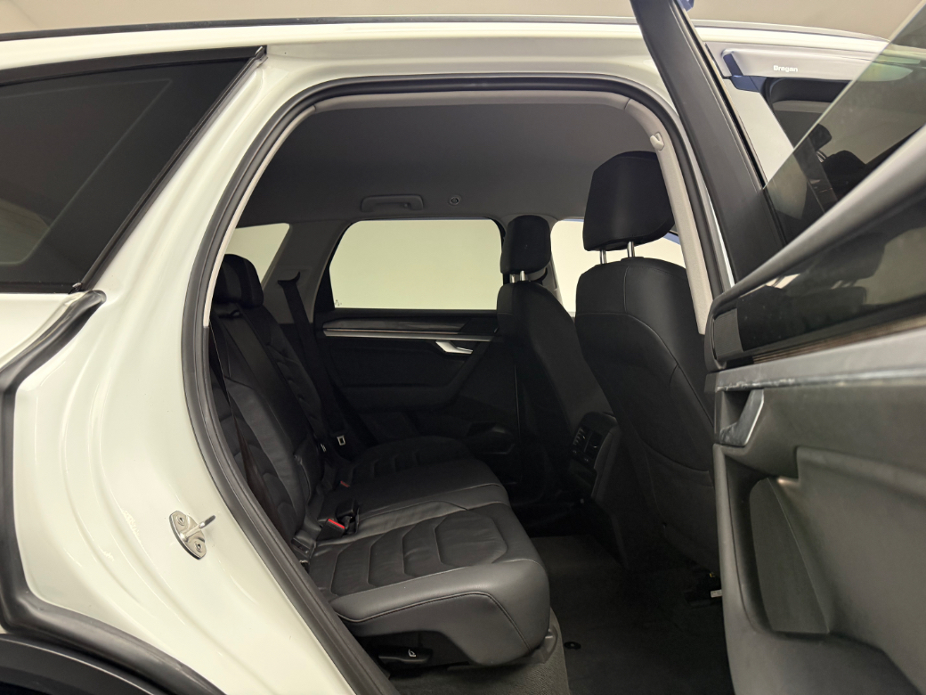 2019 Volkswagen Touareg