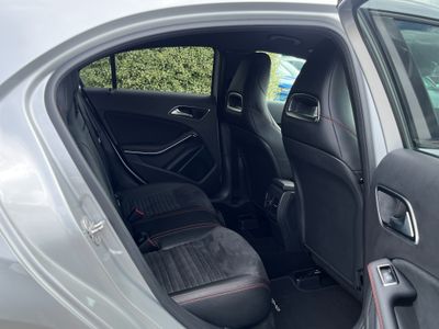 2015 Mercedes-Benz A 180