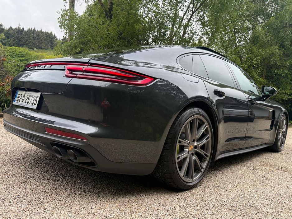 2019 Porsche Panamera