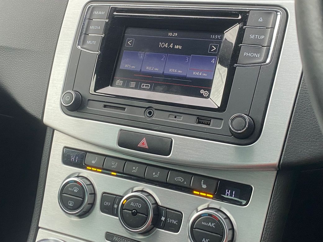 2015 Volkswagen Passat