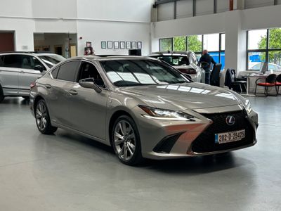 2020 Lexus ES 300h