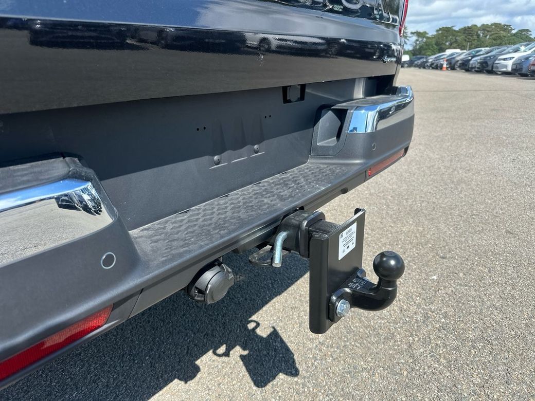 2025 Volkswagen Amarok