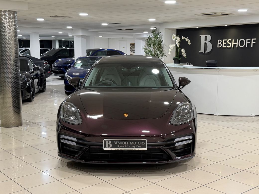 2023 Porsche Panamera