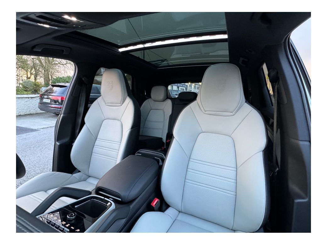 2024 Porsche Cayenne