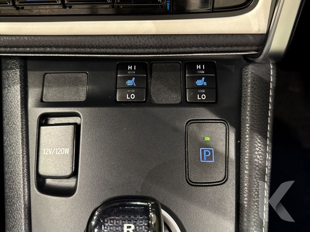 2017 Toyota Auris