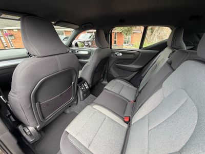 2023 Volvo XC40