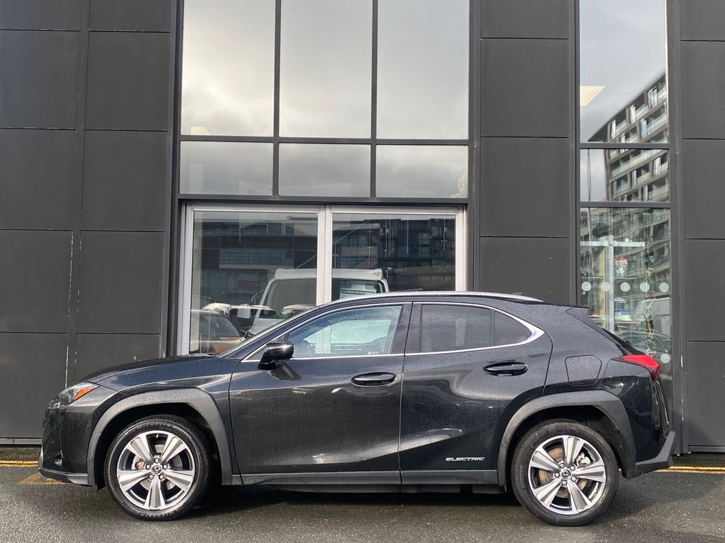 2021 Lexus UX 300e