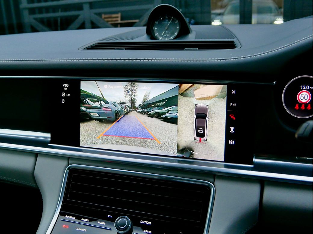 2023 Porsche Panamera