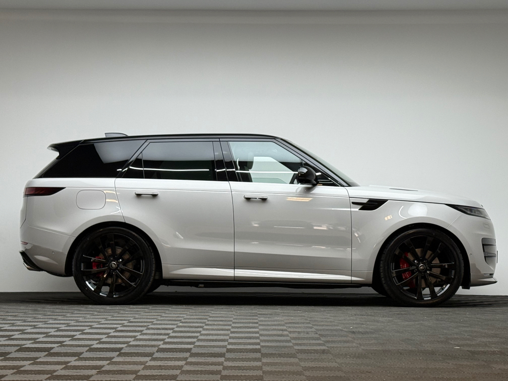 2026 Land Rover Range Rover Sport