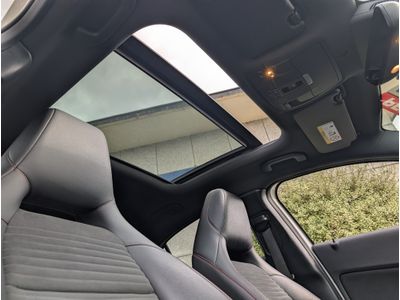 2017 Mercedes-Benz A 180