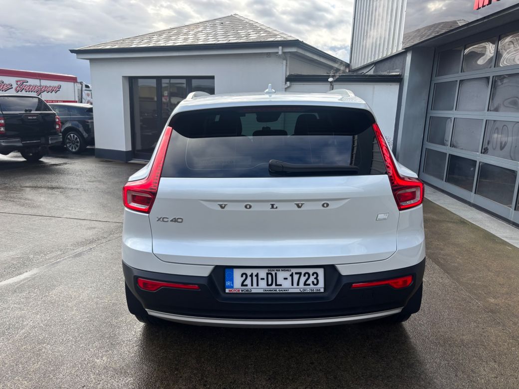 2021 Volvo XC40