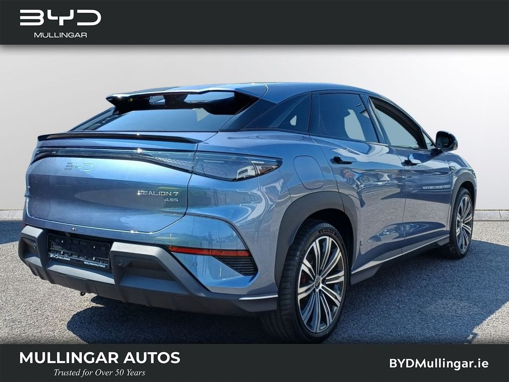 2026 BYD Sealion 7