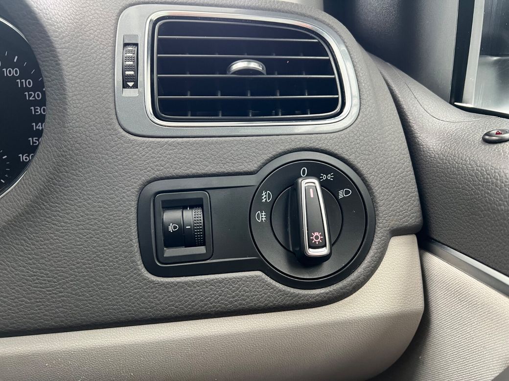 2015 Volkswagen Polo
