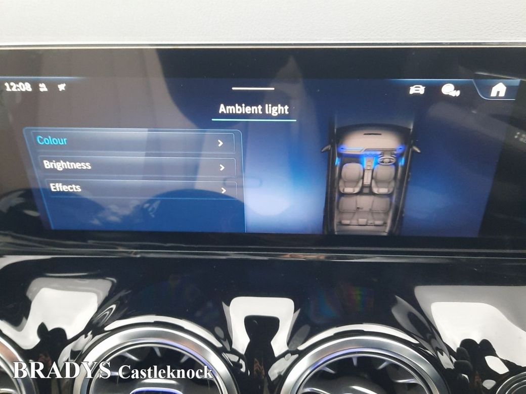 2026 Mercedes-Benz GLA Class