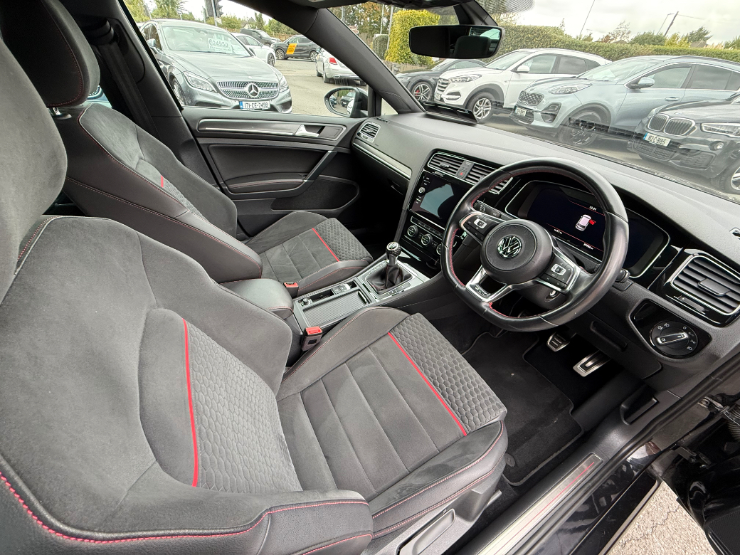 2019 Volkswagen Golf