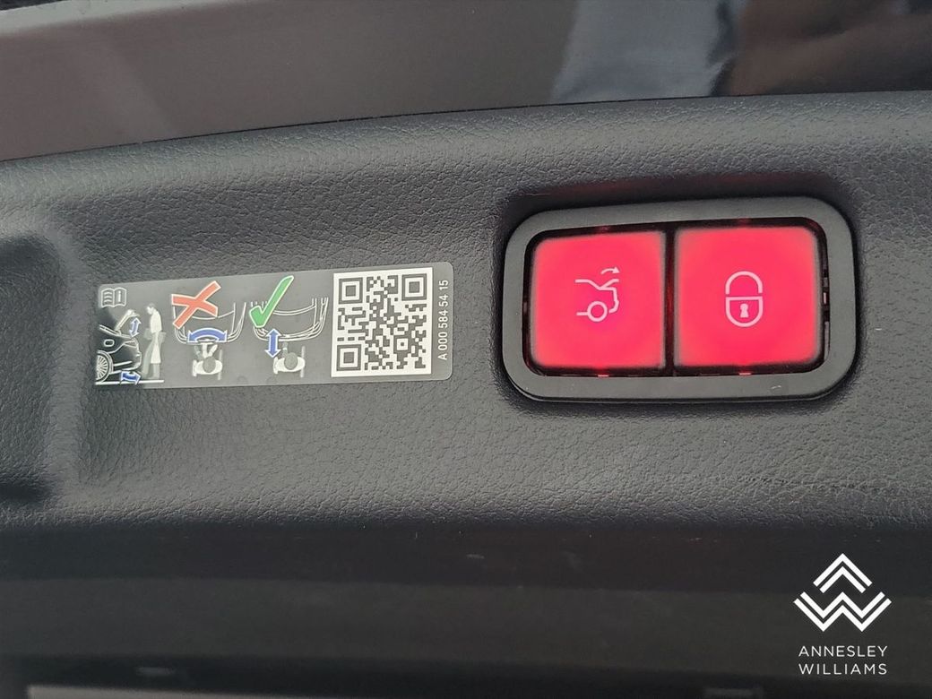 2025 Mercedes-Benz C Class