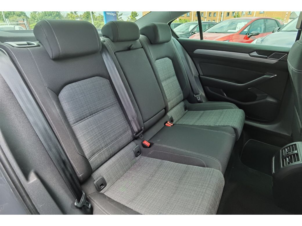 2021 Volkswagen Passat