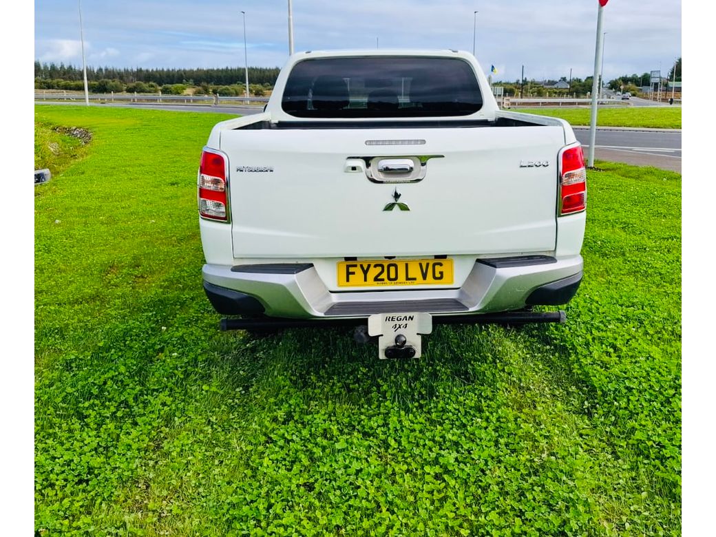 2020 Mitsubishi L200