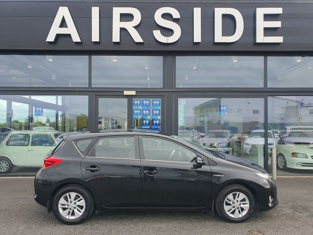 2013 Toyota Auris