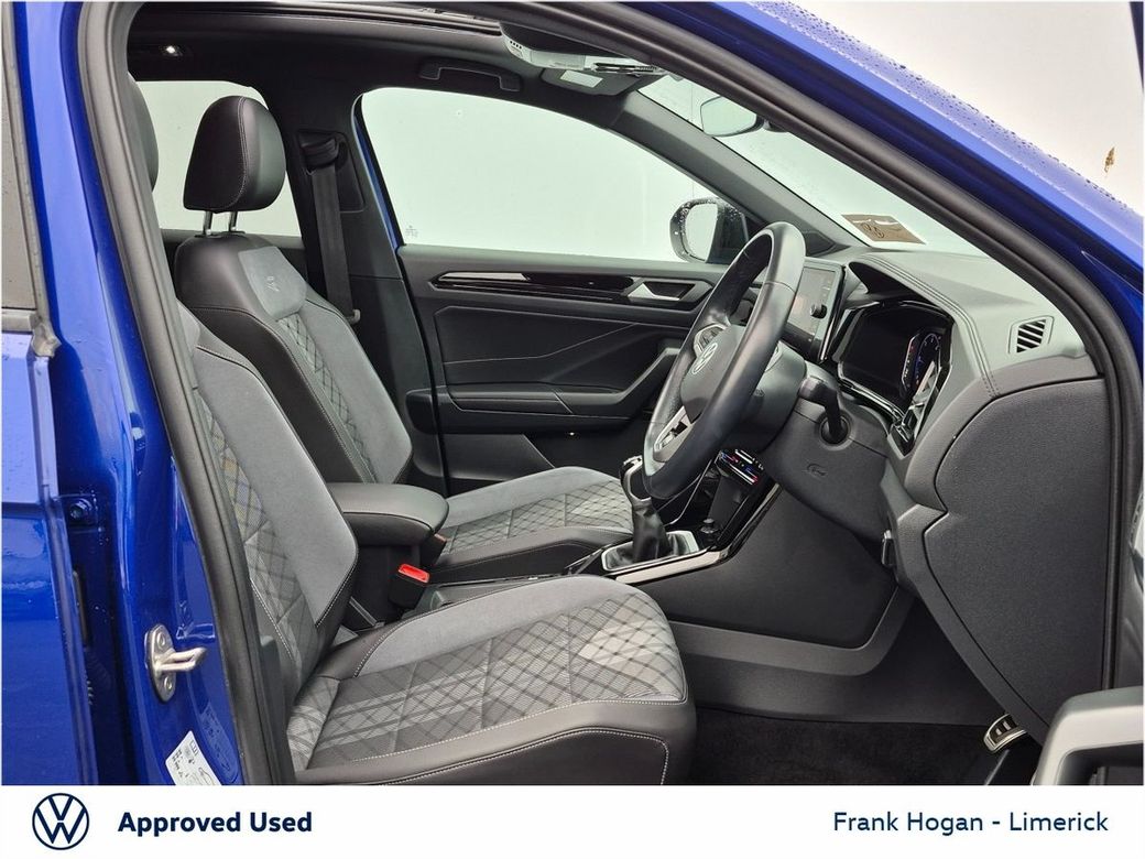 2025 Volkswagen T-Roc
