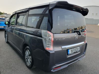 2015 Honda Stepwagon