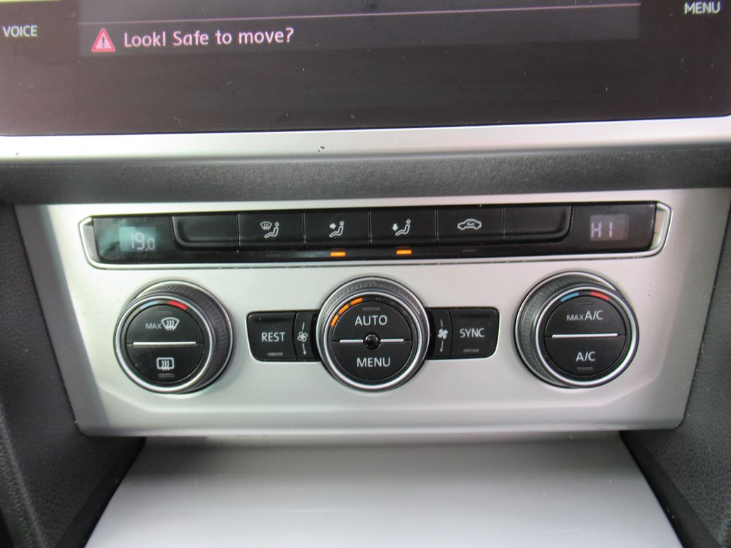 2019 Volkswagen Passat